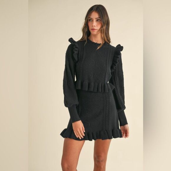 998. RUFFLE KNIT TOP AND SKIRT SET (FLORAL BEIGE) - Picture 4 of 8